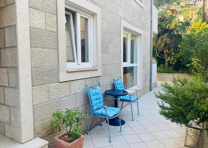 Apartament Pafi *