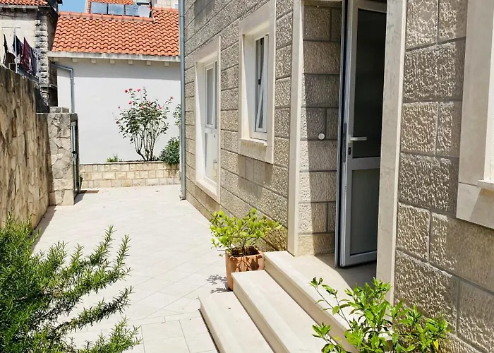 Pafi Apartment *